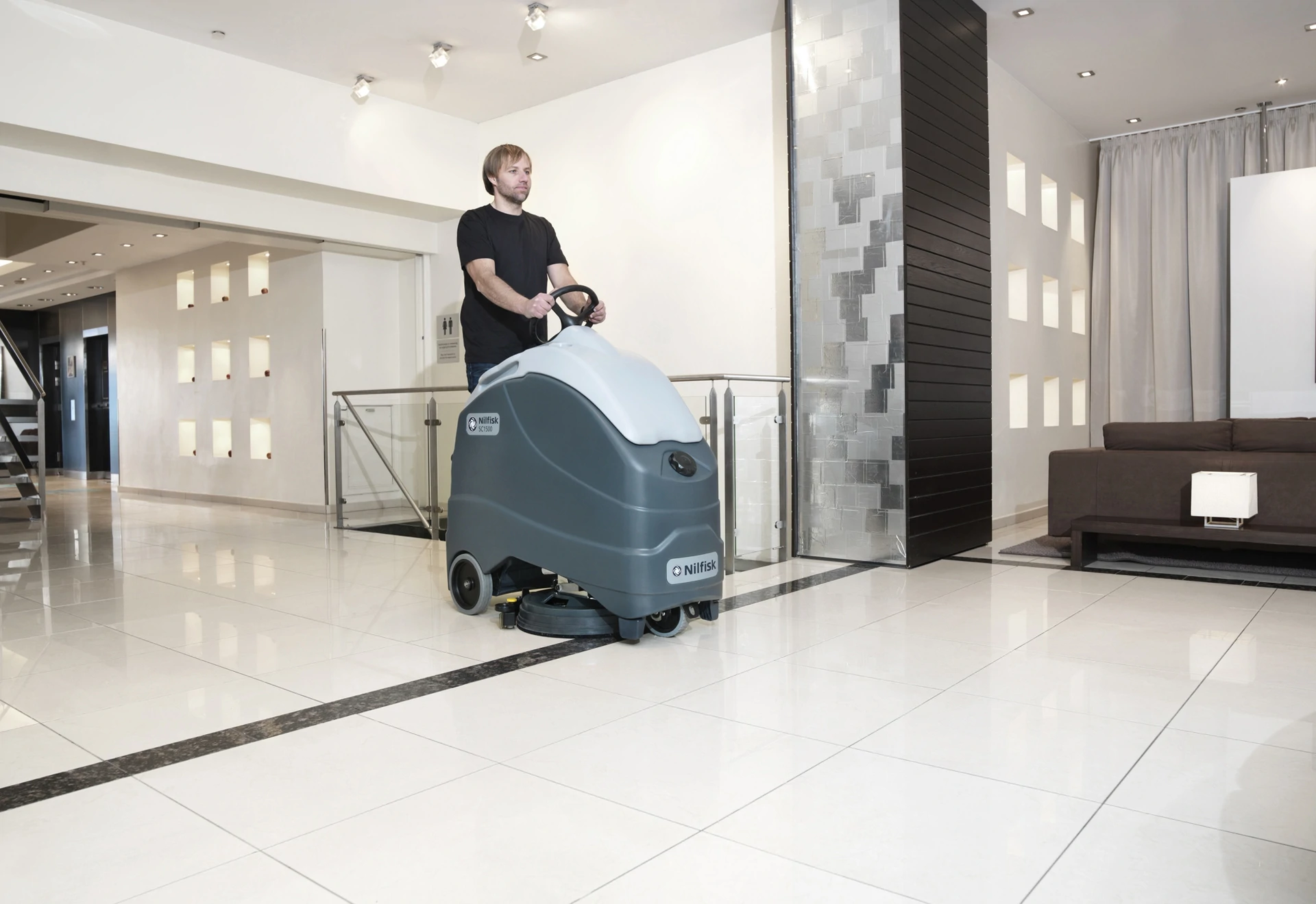 Nilfisk SC1500 51D vista 2